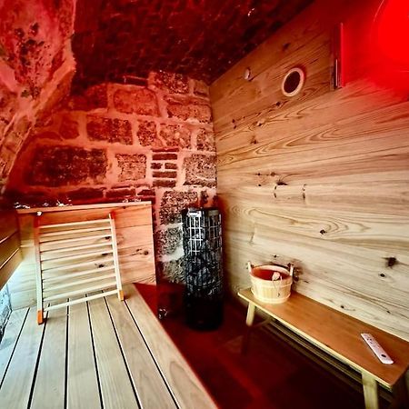 Sauna & Balneo Au Coeur De Руан Екстер'єр фото