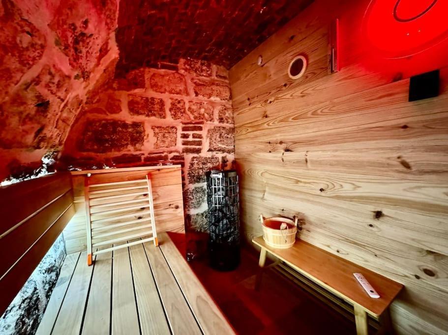 Sauna & Balneo Au Coeur De Руан Екстер'єр фото